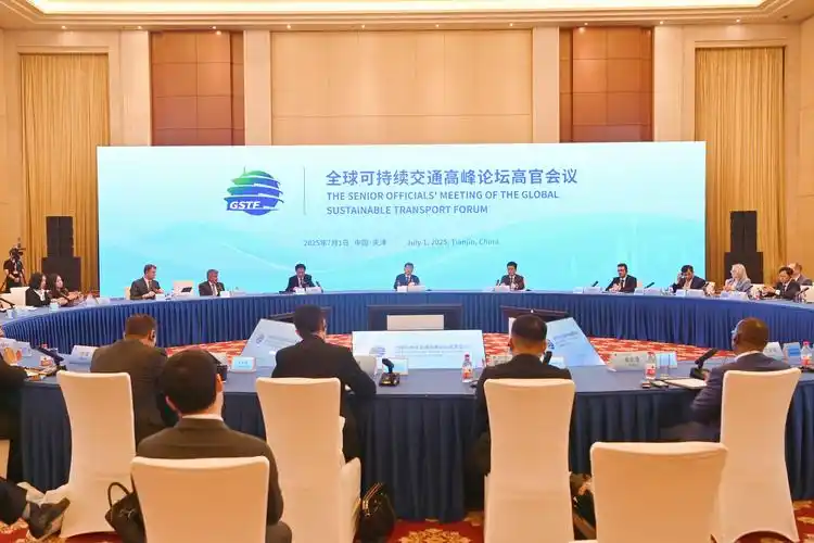 博鳌论坛聚焦交能融合，交通绿色转型成全球减碳关键战场，电动化与氢燃料成核心路径